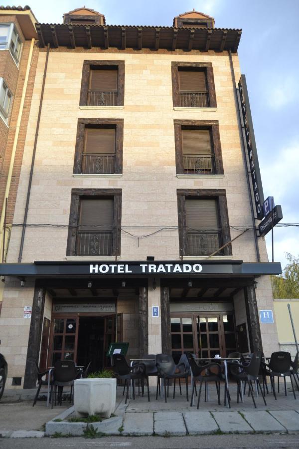 Hotel El Tratado Тордесільяс Екстер'єр фото